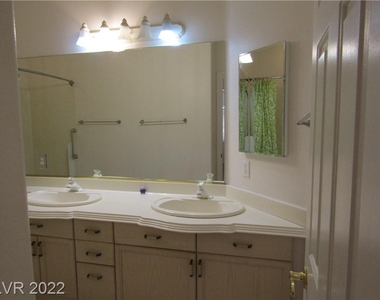 3273 Cambridgeshire Street - Photo Thumbnail 28