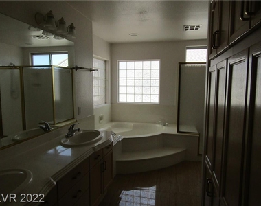 3273 Cambridgeshire Street - Photo Thumbnail 34