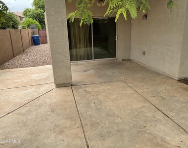 14618 W Mauna Loa Lane - Photo Thumbnail 2