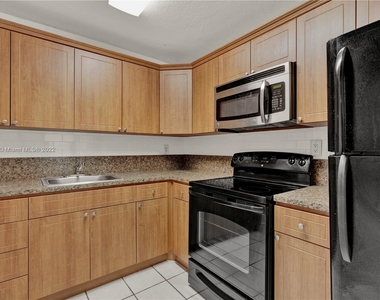 5425 Sw 77th Ct - Photo Thumbnail 14