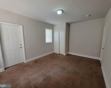 5719 Spruce Street - Photo Thumbnail 24