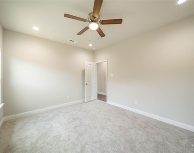 2810 College Park Drive - Photo Thumbnail 19