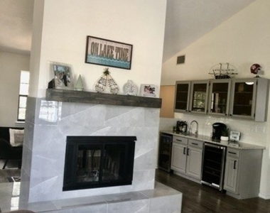 473 Stagecoach Dr - Photo Thumbnail 9