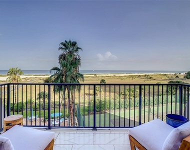 1250 Gulf Boulevard - Photo Thumbnail 30