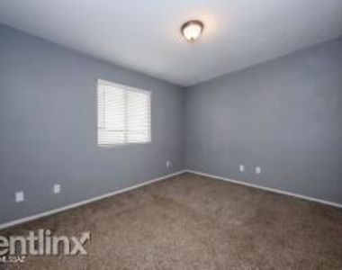 2834 N Estrella Avenue - Photo Thumbnail 10