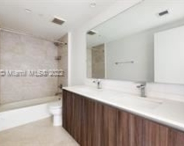 488 Ne 18th St Unit 3201 - Photo Thumbnail 20