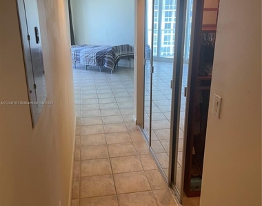 16445 Collins Ave Apt 1122 - Photo Thumbnail 6