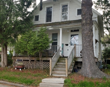 307 N 10th St - Photo Thumbnail 1