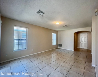 13414 Meadow Pointe Ct. - Photo Thumbnail 3