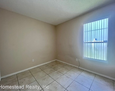 13414 Meadow Pointe Ct. - Photo Thumbnail 10