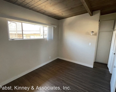 734 Loma Ave - Photo Thumbnail 5