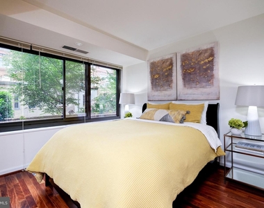 1077 30th St Nw #205 - Photo Thumbnail 20