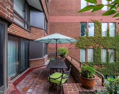 1077 30th St Nw #205 - Photo Thumbnail 36