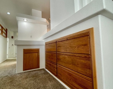 13241 Se Reedway Place - Photo Thumbnail 17