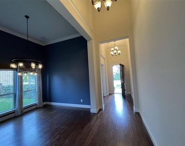 13333 Grand Arbor Lane - Photo Thumbnail 7