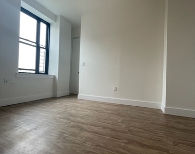 781 Washington Avenue, Brooklyn, NY 11238 - Photo Thumbnail 4