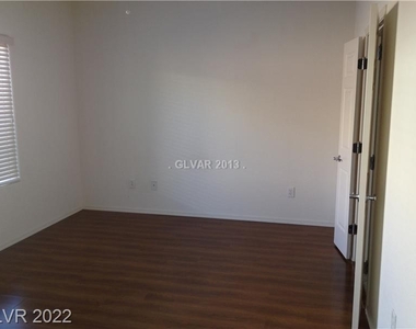 2624 Cornish Hen Avenue - Photo Thumbnail 9