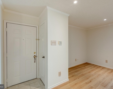 1521 Lincoln Way - Photo Thumbnail 2