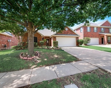 2903 Holly Lane - Photo Thumbnail 1