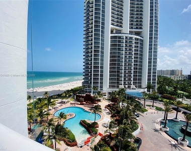 18201 Collins Ave Apt 908 - Photo Thumbnail 8