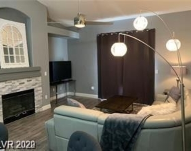 8785 Crystal Port Avenue - Photo Thumbnail 7