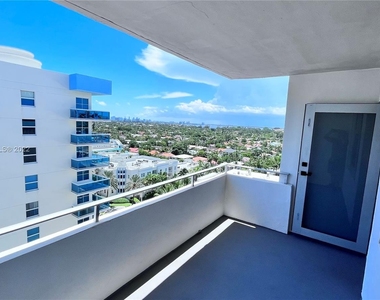 9225 Collins Ave - Photo Thumbnail 3