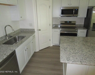 4191 Deer Trace Ln - Photo Thumbnail 2