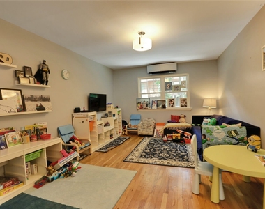 75 Burnham Avenue - Photo Thumbnail 12