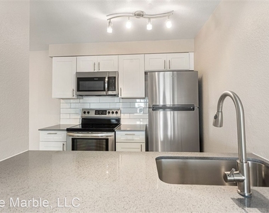 5601 W Mcdowell Rd - Photo Thumbnail 7