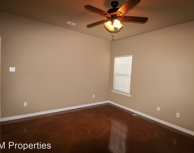 3132 Silver Saddle Drive - Photo Thumbnail 23