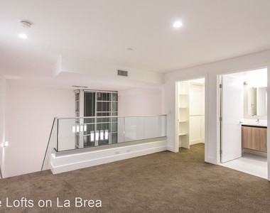 1616 N La Brea Avenue - Photo Thumbnail 4