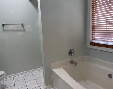 4426 High Gate Drive Nw - Photo Thumbnail 7