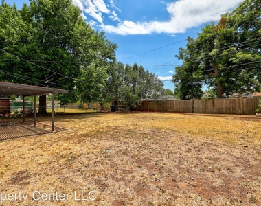 2724 Winston Road - Photo Thumbnail 47