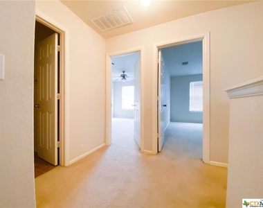 1305 Sunflower Lane - Photo Thumbnail 12