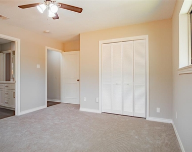 15820 Meadow Vista Drive - Photo Thumbnail 22