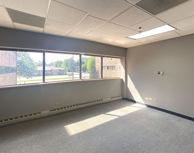 608 S Washington Street - Photo Thumbnail 8