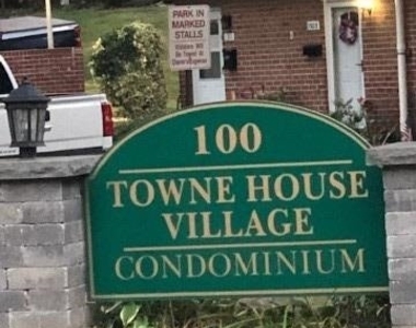 903 Towne House - Photo Thumbnail 0