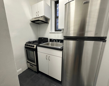 Lexington Avenue - Photo Thumbnail 5