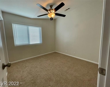 6401 Quantum Lane - Photo Thumbnail 10