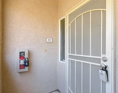 3325 Cactus Shadow Street - Photo Thumbnail 2