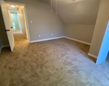 213 Pheasant Ridge - Photo Thumbnail 26