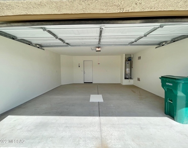 12854 N Peony Drive - Photo Thumbnail 3