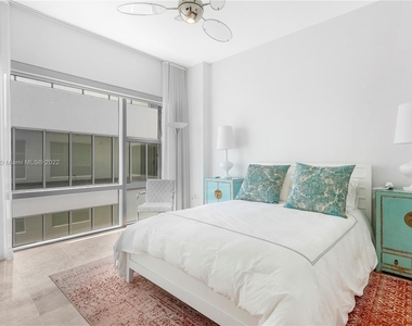 6799 Collins Ave - Photo Thumbnail 13