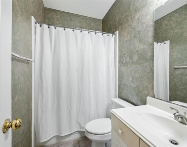 7509 Danfield Court - Photo Thumbnail 19