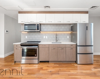 31 Debevoise Street - Photo Thumbnail 2