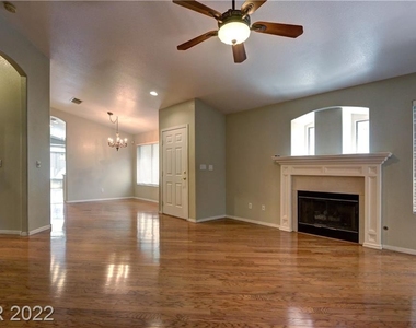 2775 Sweet Willow Lane - Photo Thumbnail 4