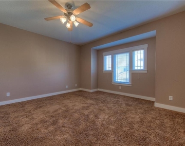 2930  Grand Oaks Loop - Photo Thumbnail 17