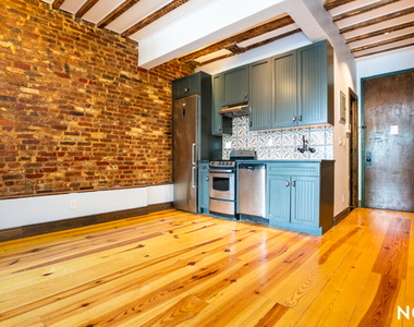 1467 Bedford Avenue - Photo Thumbnail 10