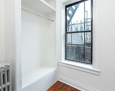 25-67 Steinway Street - Photo Thumbnail 7