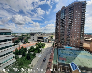 400 Walnut St Unit 1004 - Photo Thumbnail 8